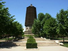 -玲珑塔公园