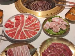 -炙城·韩式烤肉(南京东路店)