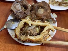 -宝瑞门钉肉饼店