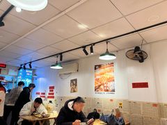 -柳州肥姨妈大骨螺蛳粉(东靖路店)