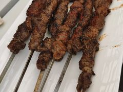 烤鲜羊腿肉串-Local泰莲庭(虹鳟鱼店)
