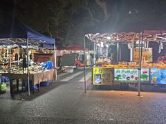 -吴山路夜市