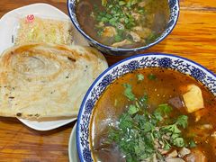 -叶新小吃店(来凤小区总店)