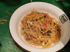 -费大厨辣椒炒肉(太平老街店)