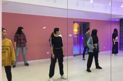 点击看大图 -Bella贝拉流行舞蹈