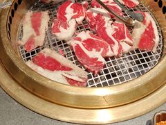 -铭牛烧肉·和牛海鲜自助(高新月牙湖店)