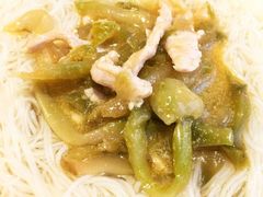 榨菜肉丝米线-和平馆·地道港澳茶餐厅(西门口店)