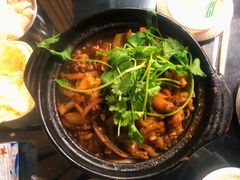 鸡鸡蛙蛙中煲-川香煲(茅台路店)