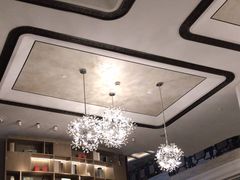 -浅深(世茂滨江精品店)