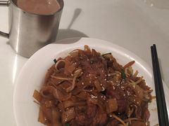 -新大咀港式茶餐厅(宝山万达店)