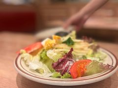 -玛格萝妮比萨屋(四平店)