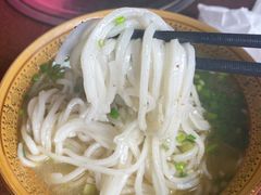 -正宗李家土鸡米线店
