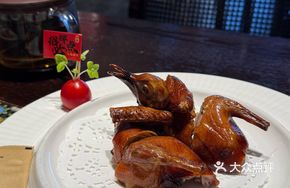 Shi Qi Fried Pigeon