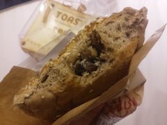 -红宝石·鲜奶小方·海派西点房(南丹店)