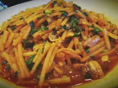 干蛤蜊炖土豆条-浩运海鲜·16年专注青岛菜(石老人店)