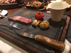 战斧牛排-恰餐厅及酒吧 CHAR Bar & Grill (北京丽都皇冠假日店)