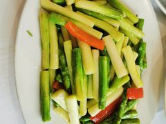 蒜茸炒芦笋-小贝壳酒楼(经九路店)