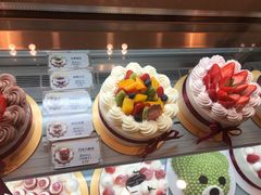 -花花卷卷·鲜食蛋糕(静安久光百货店)