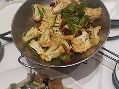 -梅利汴京烤鸭•开封豫菜地标店(东大街店)