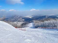 -中旅松花湖滑雪场