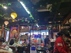 大堂-·缸桶屋·韩式牛肋条自助烤肉(西湖D11店)