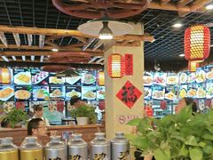-靠山屯东北农家菜(八龙桥雅苑店)