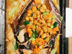 -夯鱼烤鱼·尔滨地标美食(国展店)