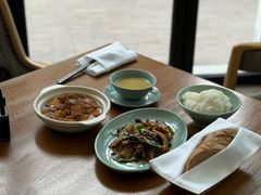 -凯菲厅海鲜姿造·海鲜自助·帝王蟹·龙虾(成都群光君悦酒店)