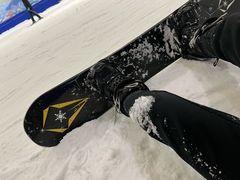 -乔波室内滑雪场