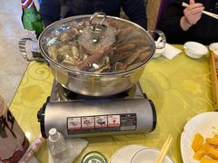 -鑫渔港海鲜本地菜·山海关浑锅(东戴河店)