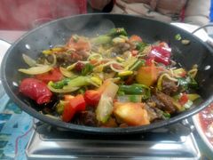 -乡土特色.冷锅鱼.牦牛肉汤锅