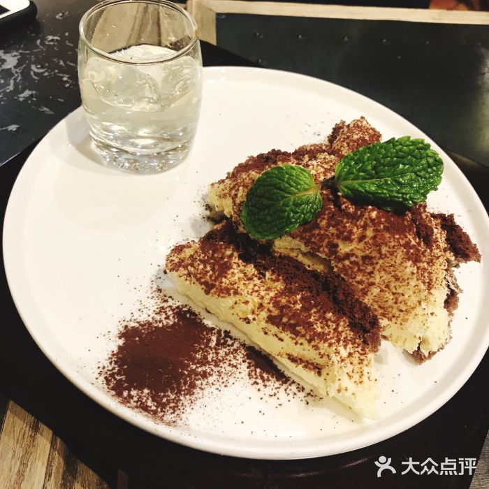 花蒲甜品(海信广场店)原味提拉米苏图片