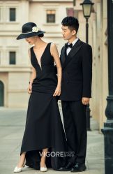 -雪中彩影婚纱摄影·微光艺术中心