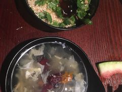 -重庆爽翻天老火锅(临平万达广场店)