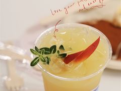 -HUGS coffee(东区店)