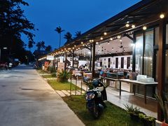 -Raya Father Restaurant