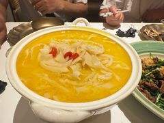 -桂满陇·手作小笼包&江南叫花鸡(中山公园店)