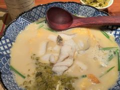 -荣家黄鱼面(前滩太古里店)