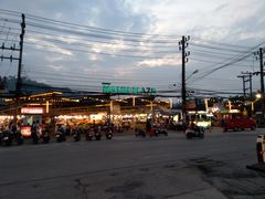 -马林夜市