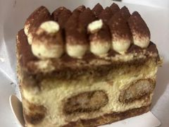 -星巴克臻选(北京太阳宫凯德店)