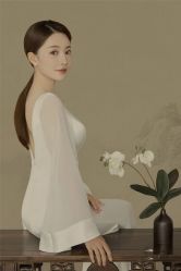 -伯爵婚纱摄影(光谷店)
