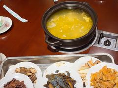 -菌之家·专业纯野生菌火锅·特色炒菌