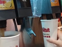 -The Habit Burger Grill 哈比特汉堡(爱琴海店)
