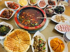 阿巴郎·牦牛肉汤锅-四姑娘山阿巴郎·藏式花园餐厅