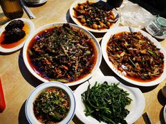 -江湖黑大兔(杨家坪店)