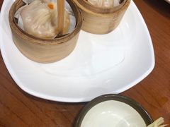 手拆蟹黄小笼包-龍堂蟹黄小笼包(万家丽店)