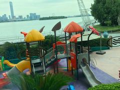 -苏州金鸡湖中茵皇冠假日酒店