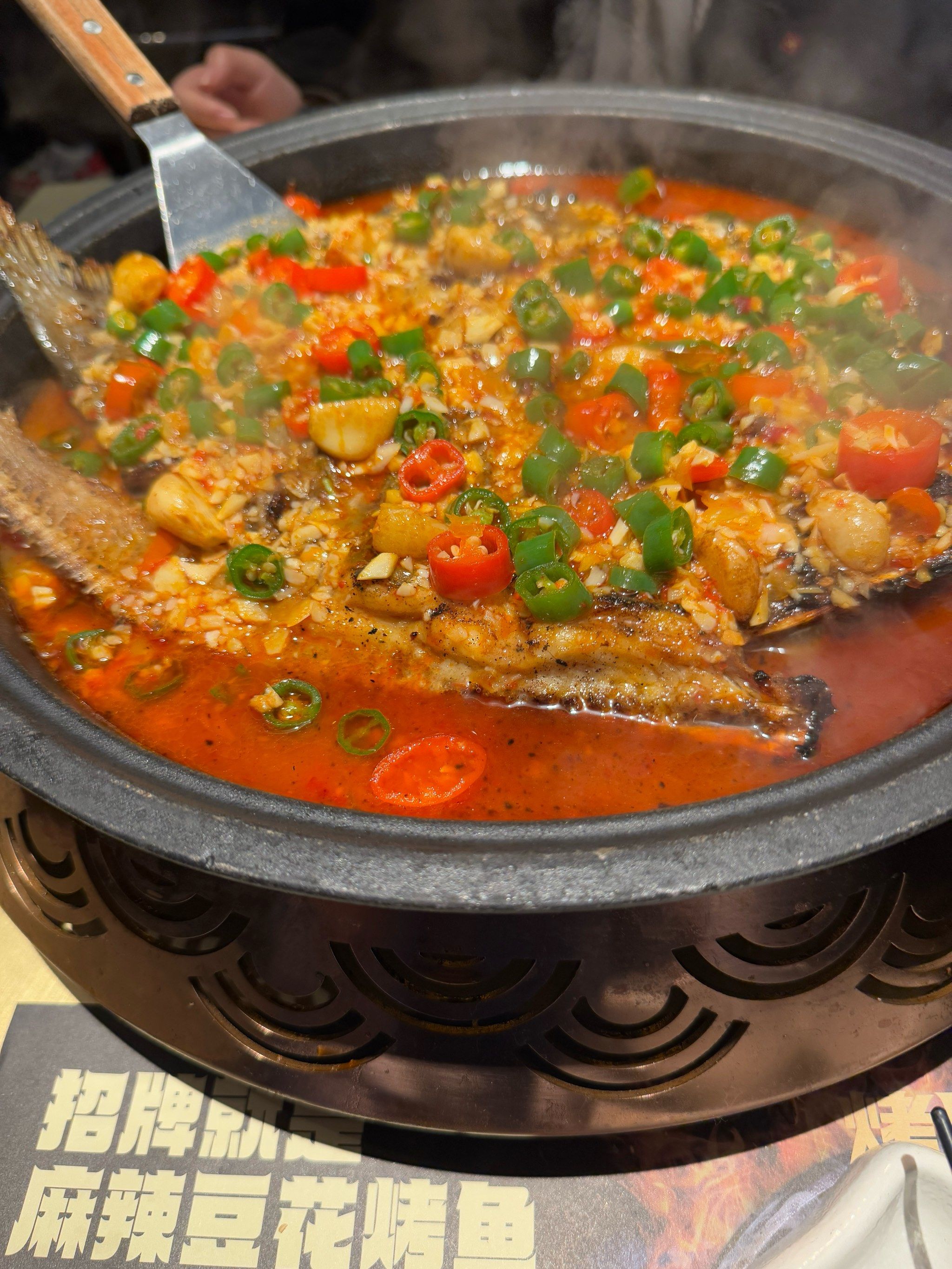 味道好吃,服务好,环境好不错,都挺好的