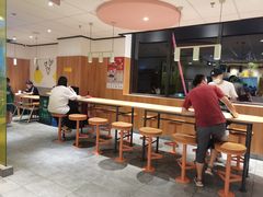 大堂-麦当劳(大塘湖景分店)