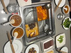 -海底捞火锅(宝龙广场夜宵主题店)